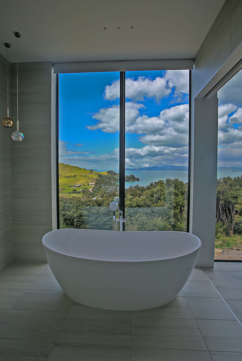 Trip to Waiheke with Heletranz and Omana Luxury Villas